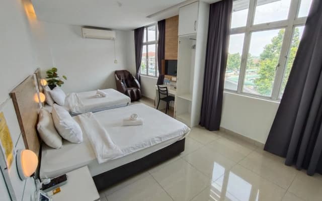 Bangi Business Hotel - photo 4