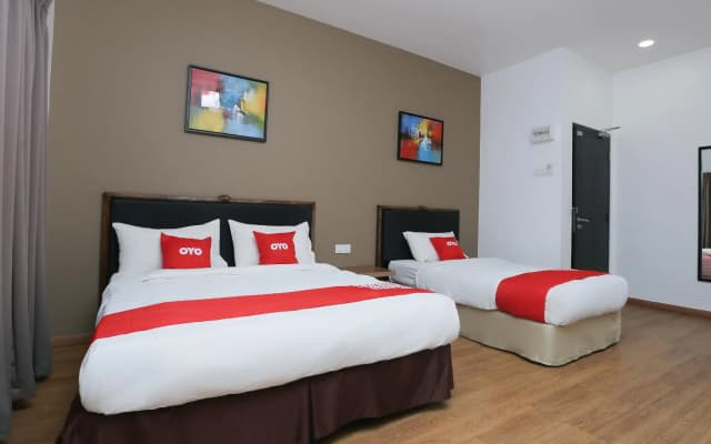 OYO 89915 East Mount Hotel - photo 3