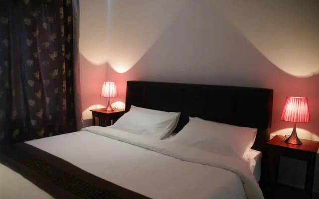 D'Esplanade City View Apartment - photo 2