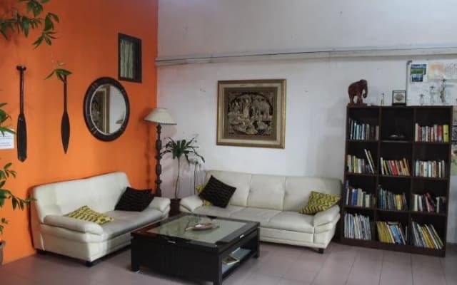 Roof Top Guest House Melaka - photo 2