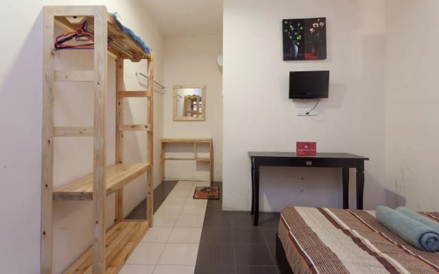 ZEN Rooms Jalan Bohor Hotel - photo 4