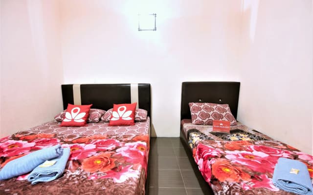 ZEN Rooms Jalan Bohor Hotel - photo 2