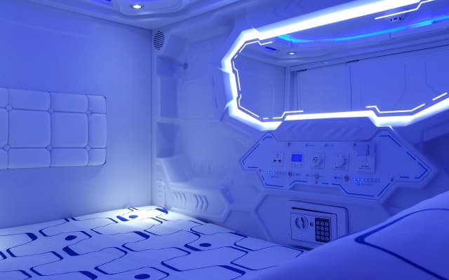 Hashtag.Capsule Hostel - photo 3