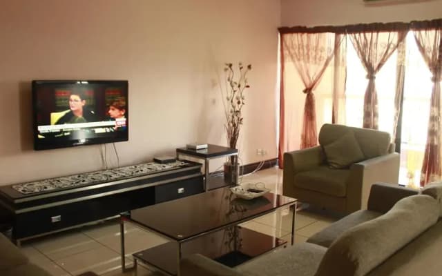 North Borneo Paradise @ Marina Court Resort Condo - photo 3