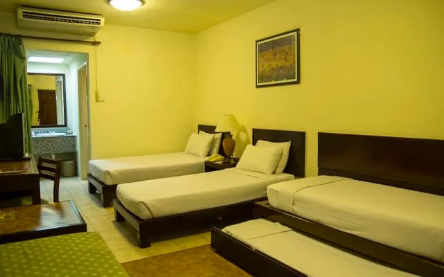 Kampung Air (Water Chalet) at Bukit Merah - photo 2