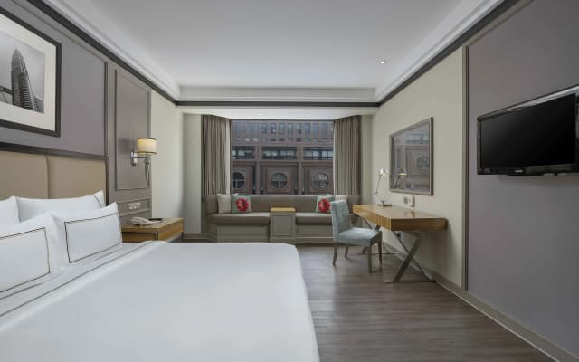 Melia Kuala Lumpur - photo 3