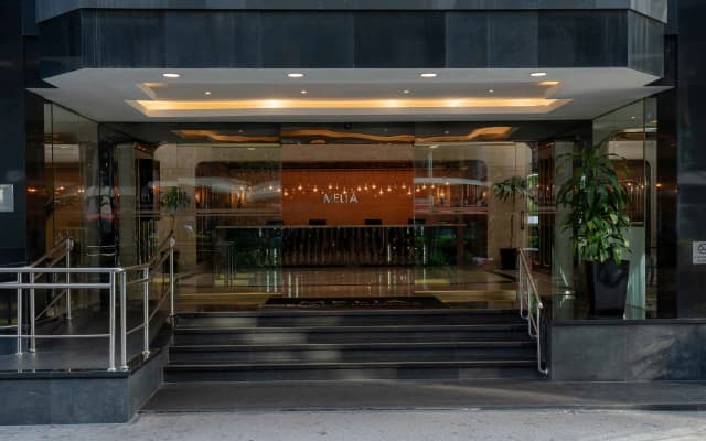 Melia Kuala Lumpur - photo 2