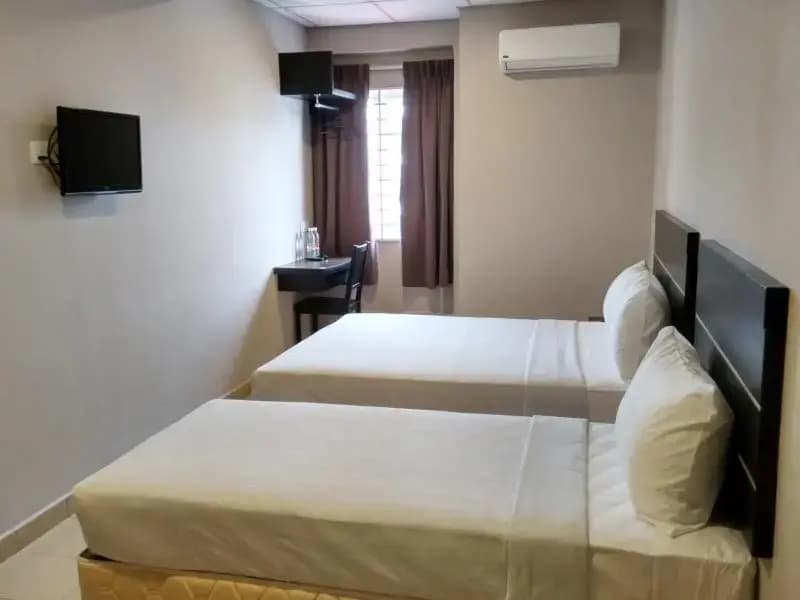 Hello Hotel Sri Subang - photo 5