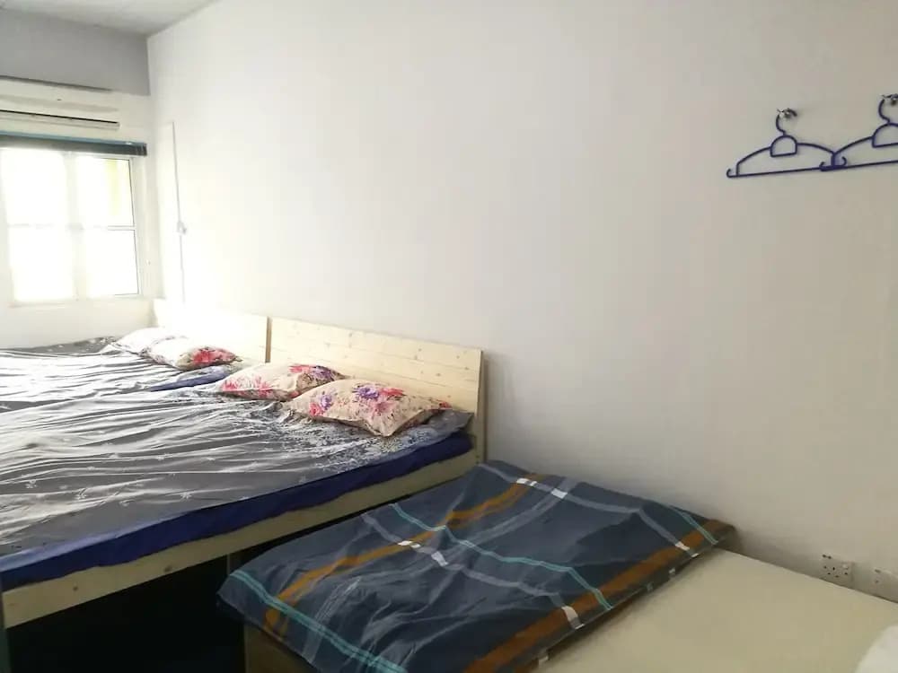 Oceanus Backpackers Hostel - photo 4