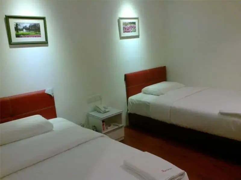 Rose Cottage Hotel Taman Nusa Cemerlang - photo 5