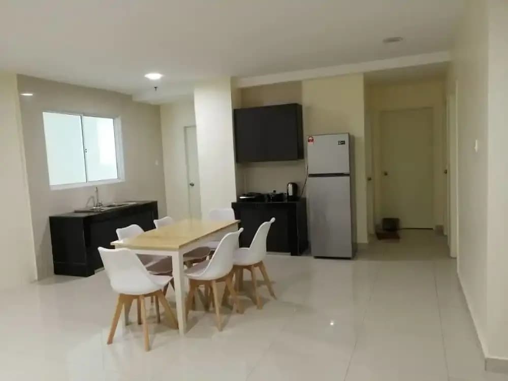 Place2Stay Business Hotel @ Emart Riam - photo 9