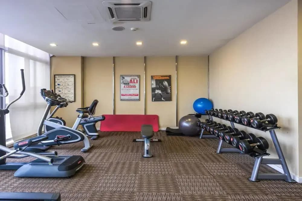 WTE Fairlane Suites - photo 4