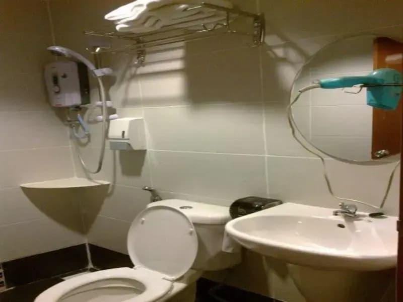 Rose Cottage Hotel Taman Nusa Cemerlang - photo 8
