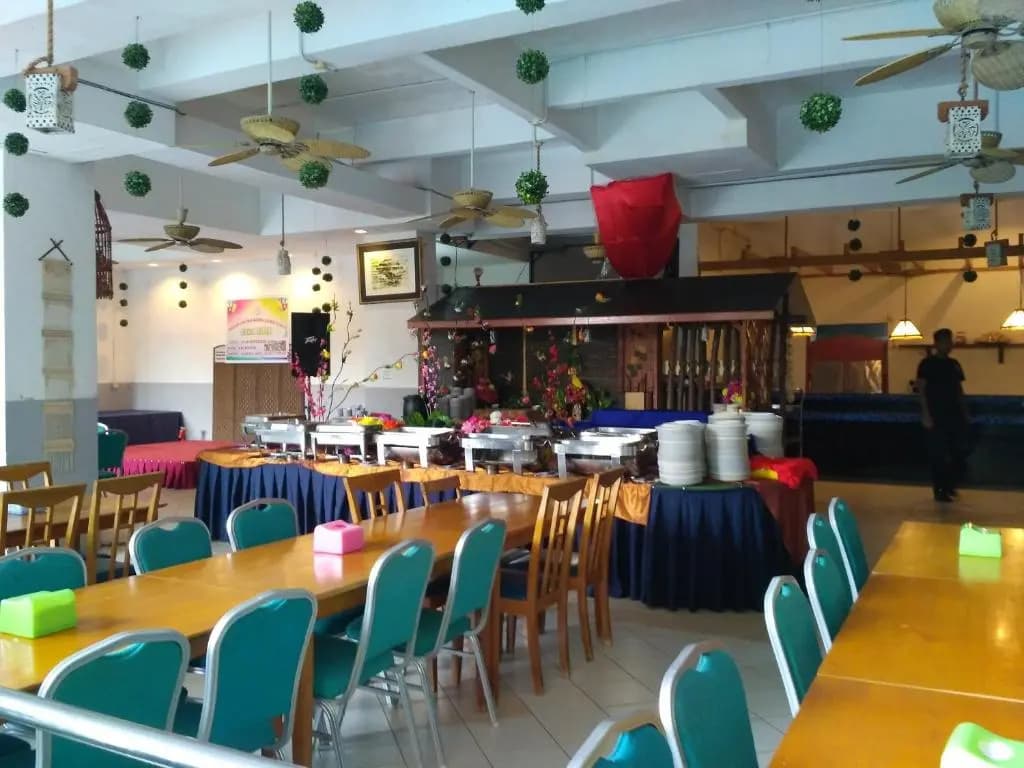 Lumut Apartment - photo 16
