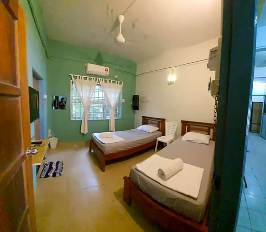 OYO 90116 Fbs Inn Hotel - photo 3