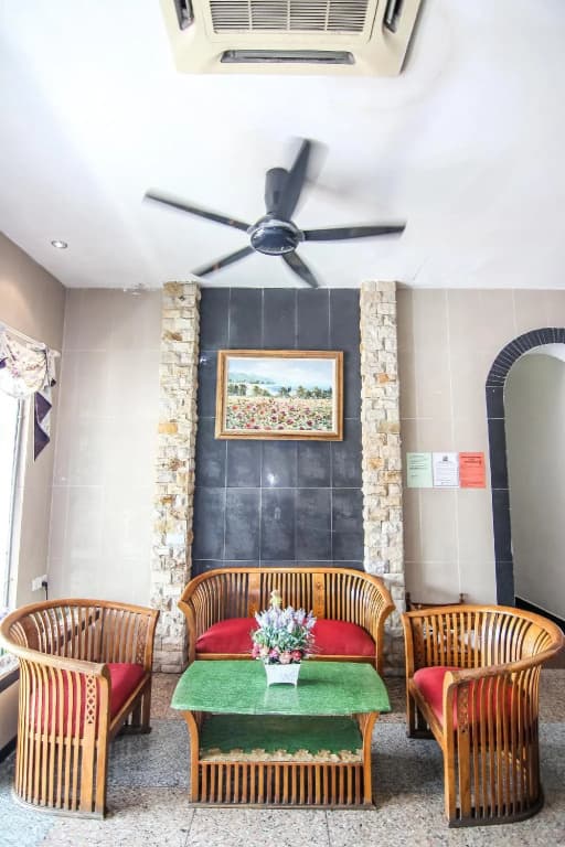 Rose Cottage Hotel Impian Senai - photo 7