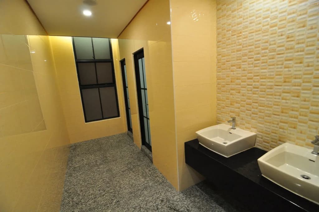 1 Million Hotel - photo 10