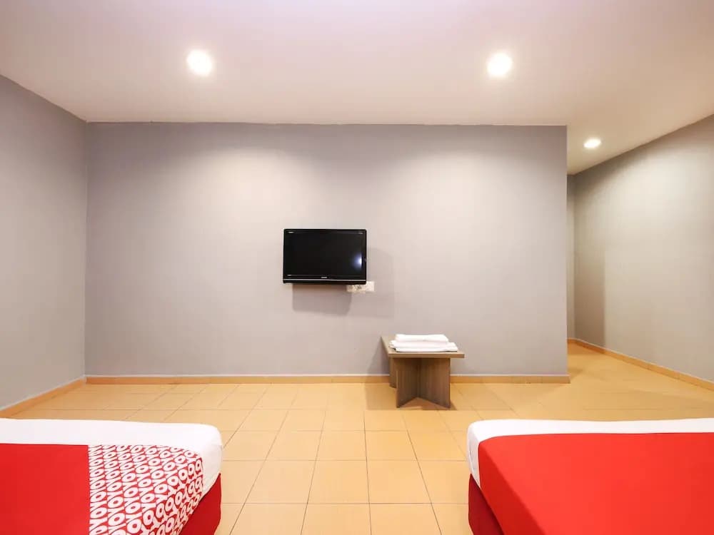 Hotel 22 by OYO Rooms - photo 2