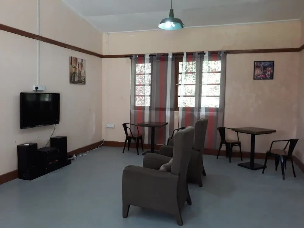 Farm Guest House - Hostel - photo 9