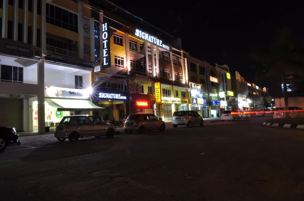 Signature Hotel - main photo