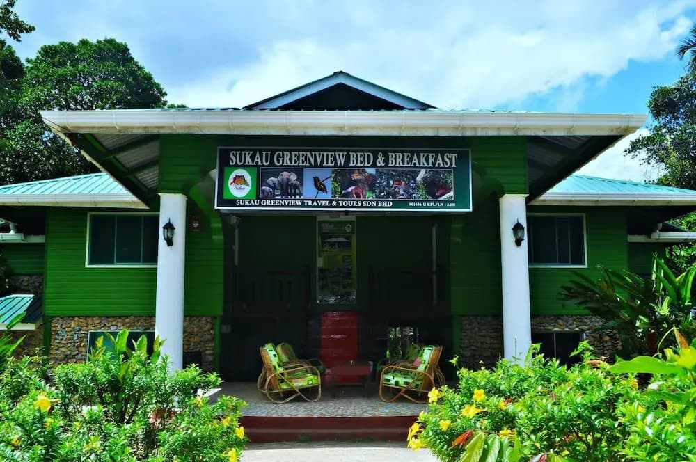 Sukau Greenview Bed and Breakfast - photo 4