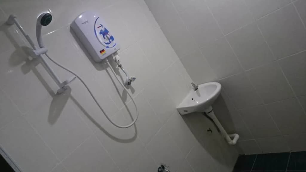 B-Hotel - photo 9