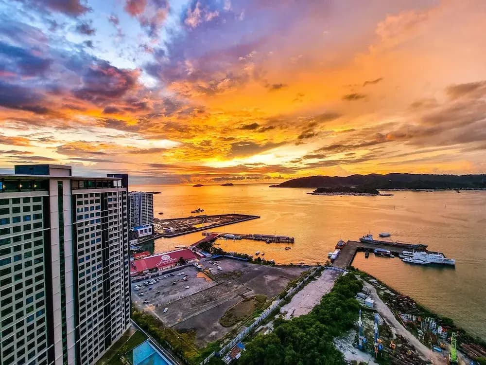 Jesselton Point Homestay - photo 11