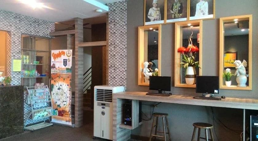 Hotel Suria 18 - photo 11