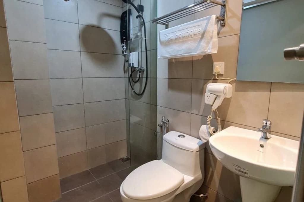Geo Boutique Hotel - Seri Kembangan - photo 10