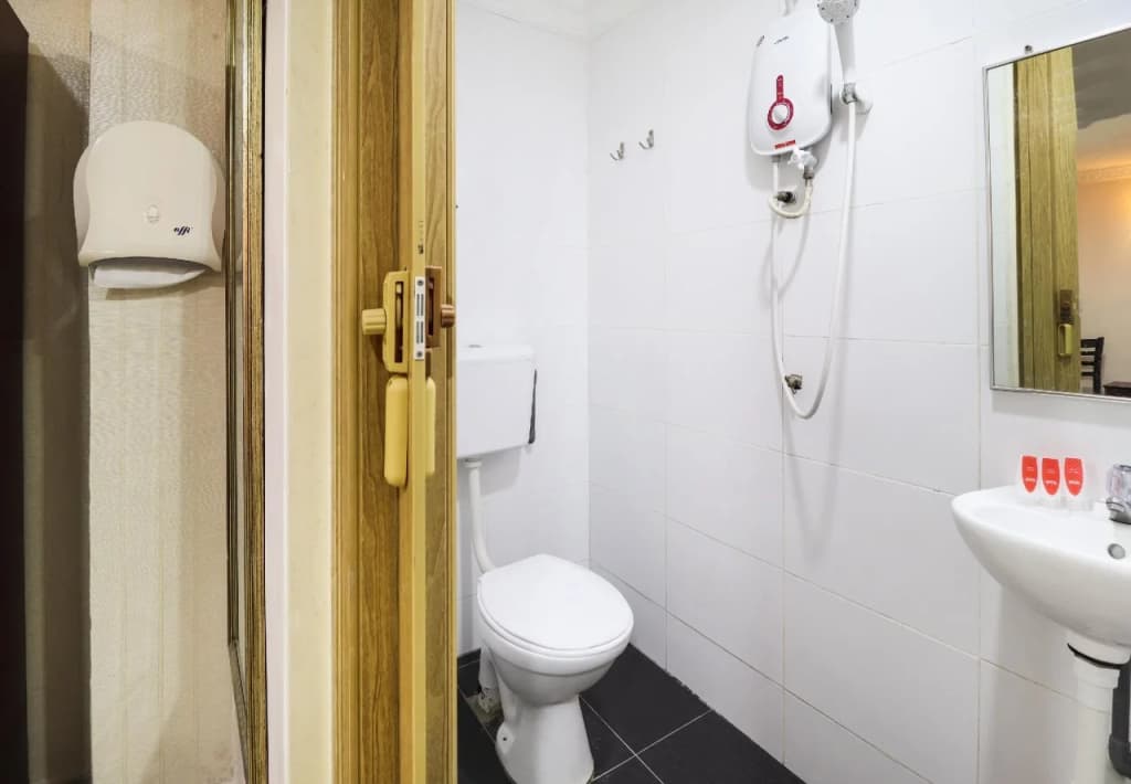 OYO 89473 Sp Venture Hotel - photo 9