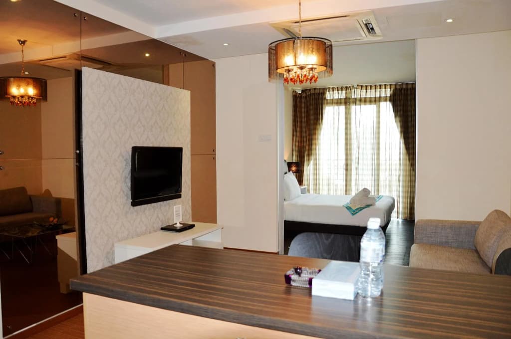 Taragon Residences - photo 5