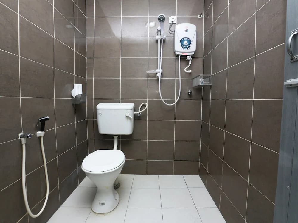 Kb 7 Days Hotel By OYO Rooms - photo 9