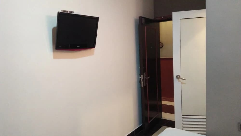 TC Inn Capital Hotel - photo 7