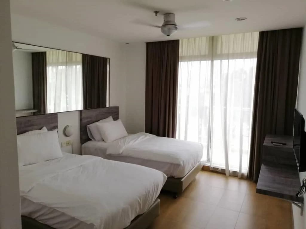 Tropical Hotel Kota Damansara - photo 2