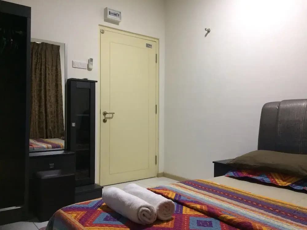 Lawang Suite Basic Roomstay - photo 2