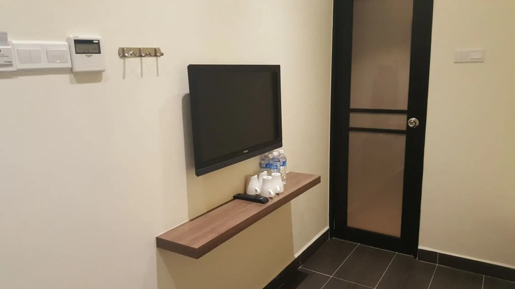 9 Square Hotel - Sri Kembangan - photo 8