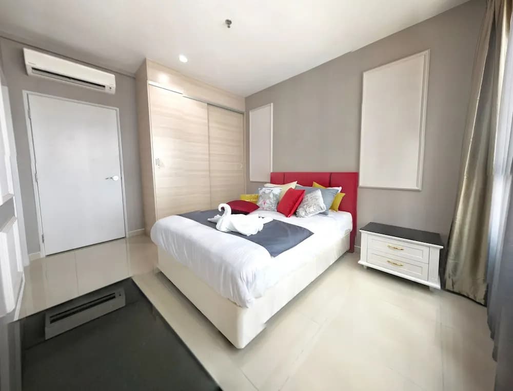 I-Soho by BeeStay, 6 Pax, Close to Central Mall - photo 2