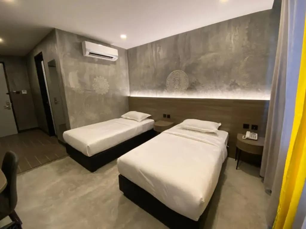 Sri Indar Hotel & Suites - photo 4