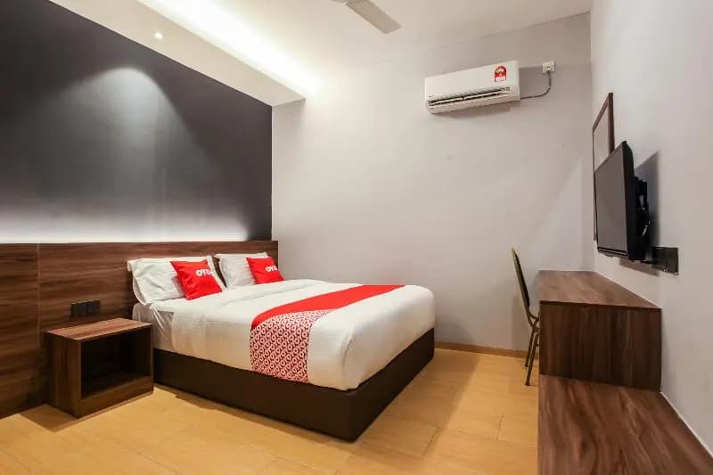 Lumut Hotel by OYO Rooms - photo 4
