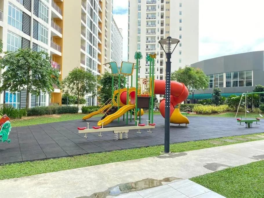 Lovely and Exclusive 3 bedrooms apt@KSL Daya - main photo