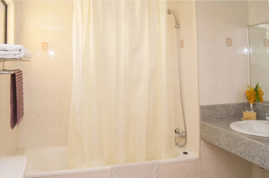 Hotel Grand Continental Kuantan - photo 8