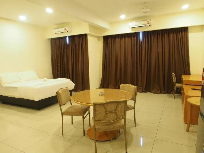 Premier Times International Hotel - photo 16