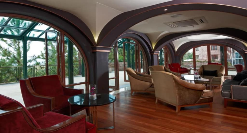 The Chateau Spa & Wellness Resort - photo 2