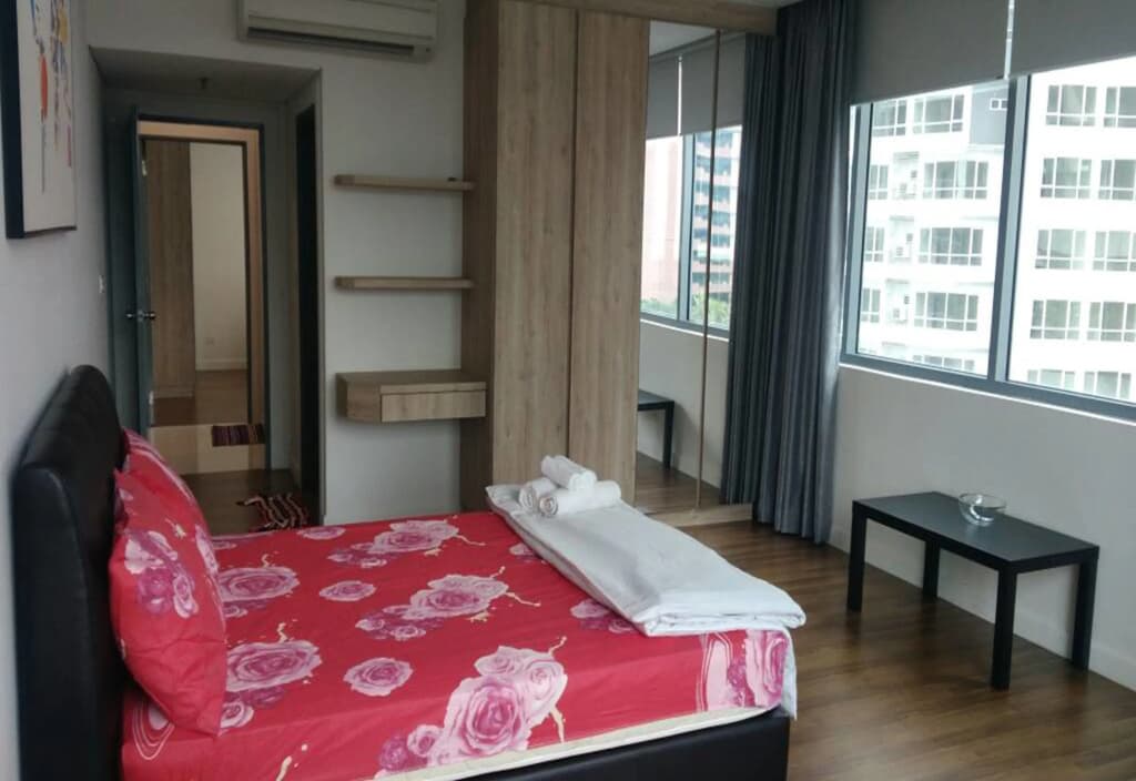NS Elegant Dwelling Mercu Summer Suite - main photo