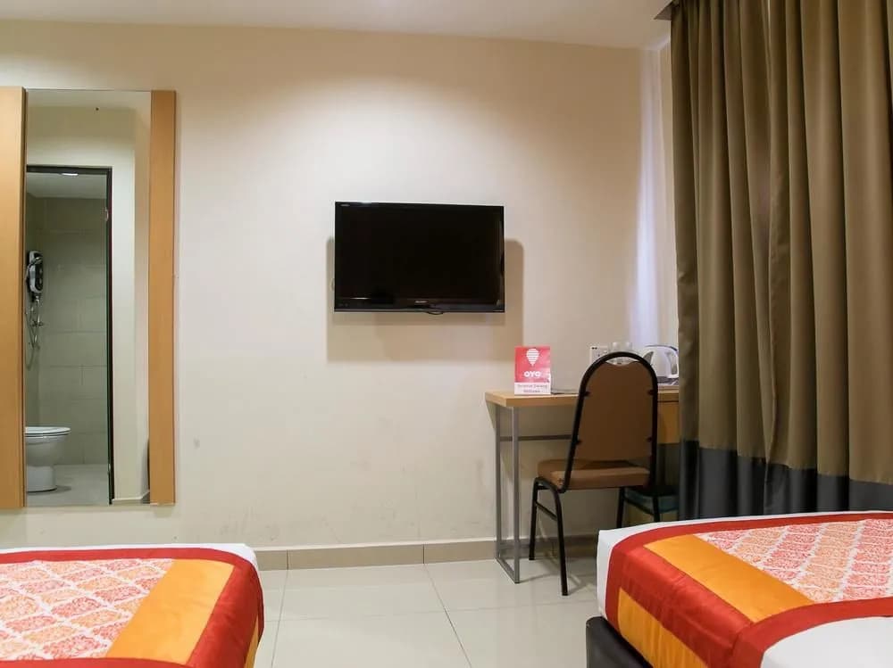 OYO 158 My Signature Hotel - photo 3