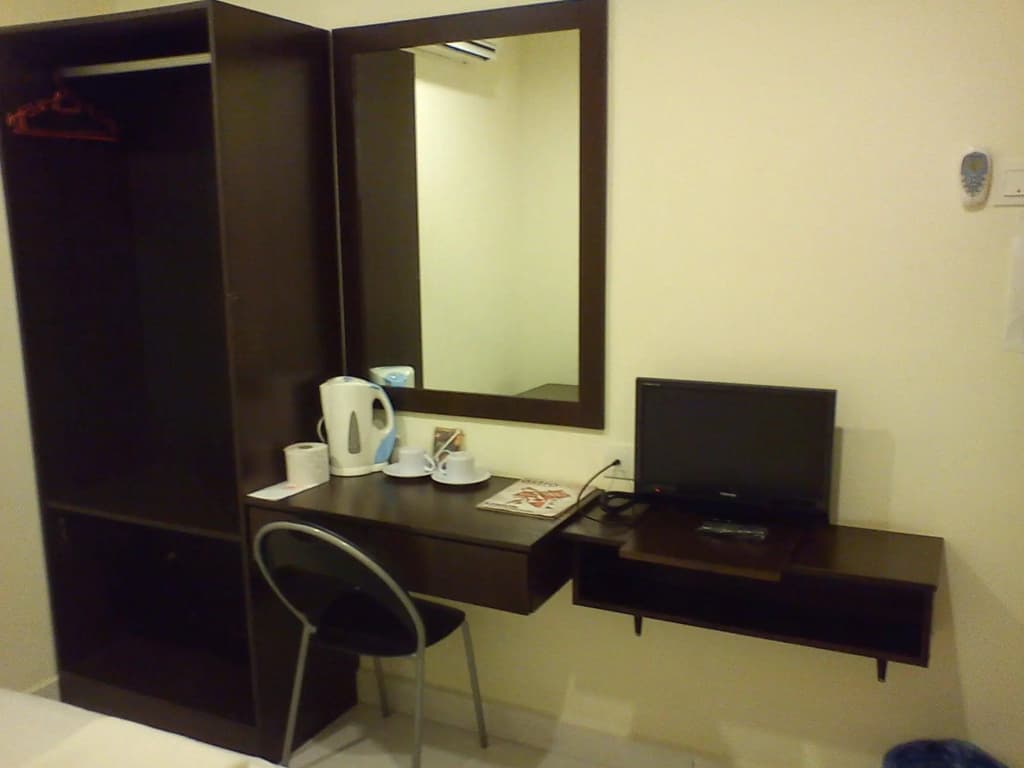YB One Hotel - photo 11