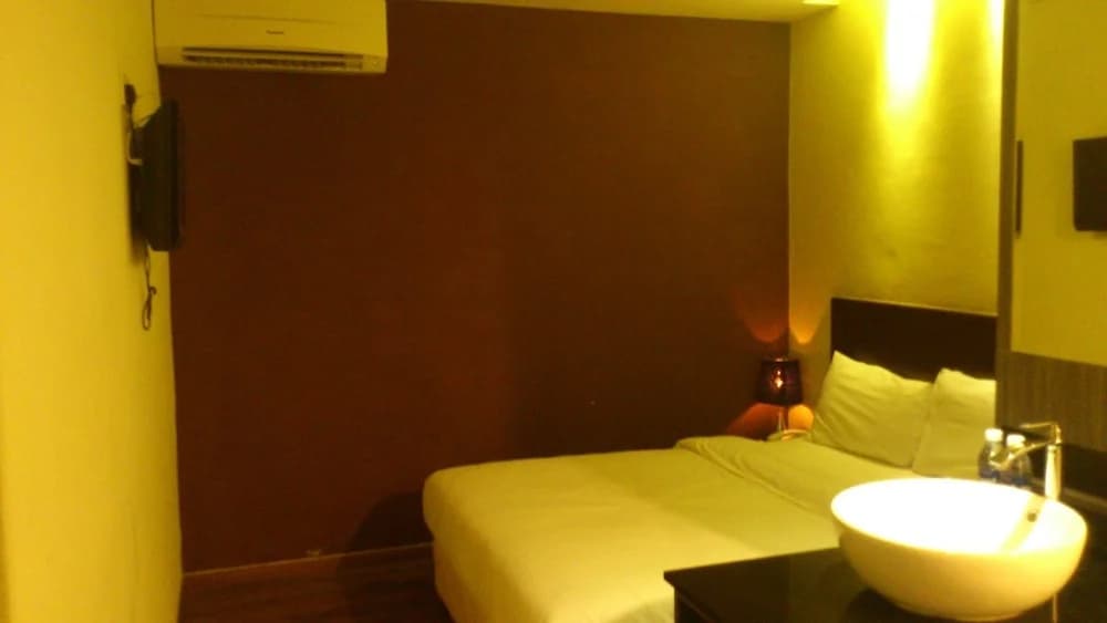 Zotel Business & Leisure Hotel - photo 8