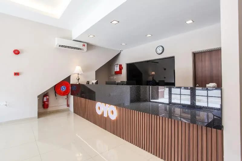 Lumut Hotel by OYO Rooms - photo 8