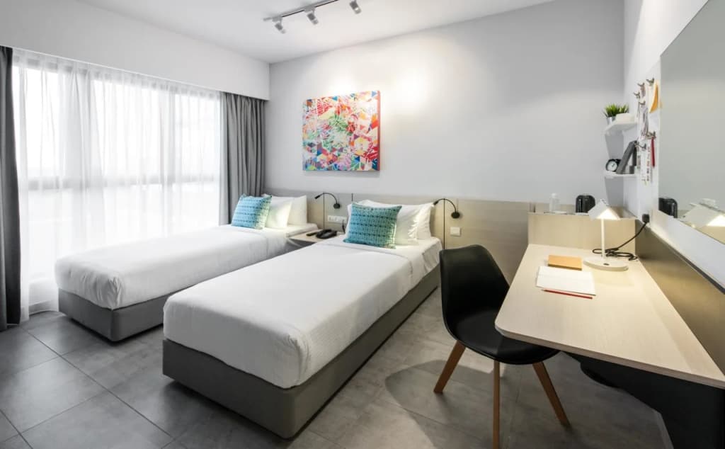 The Canvas Hotel - photo 7