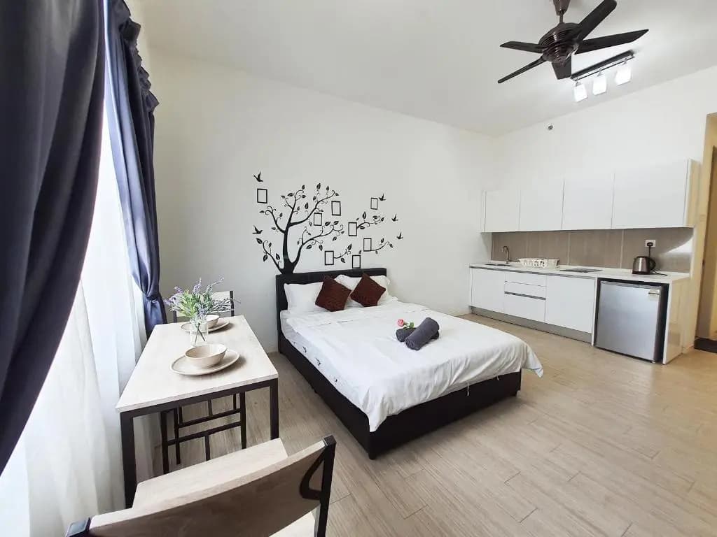 PJ The Grand by SkyLimit Suites - main photo